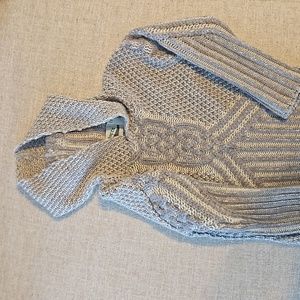 4/5 Merino wool cable knit sweater